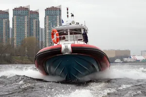 Катер Кракен РК-1200: скорость, мощь и безопасность